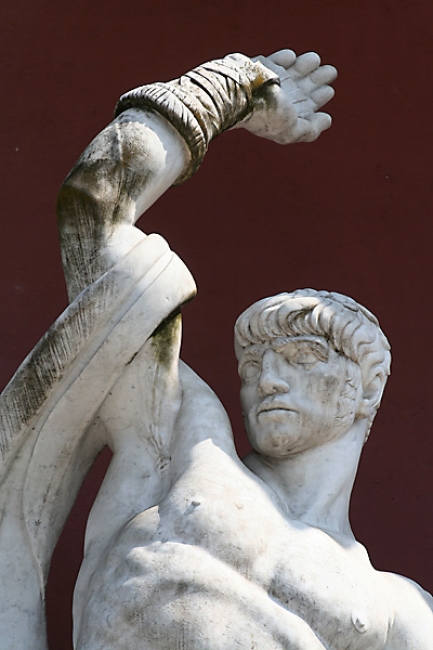 Stadio dei marmi 418